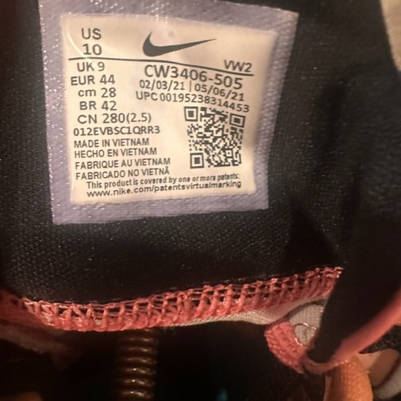 Size 10 - Mens Nike Renew Elevate 2 x Space Jam Hares 2021 Multicolor EUC - Picture 7 of 8